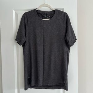 Men’s Lululemon Active Wear T-Shirt